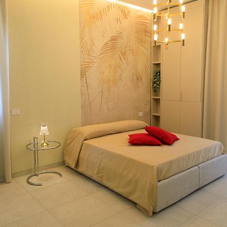 Domus Vivian Hotell Montecorvino Pugliano Exteriör bild