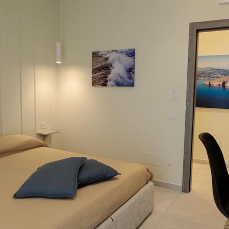 Domus Vivian Hotell Montecorvino Pugliano Exteriör bild