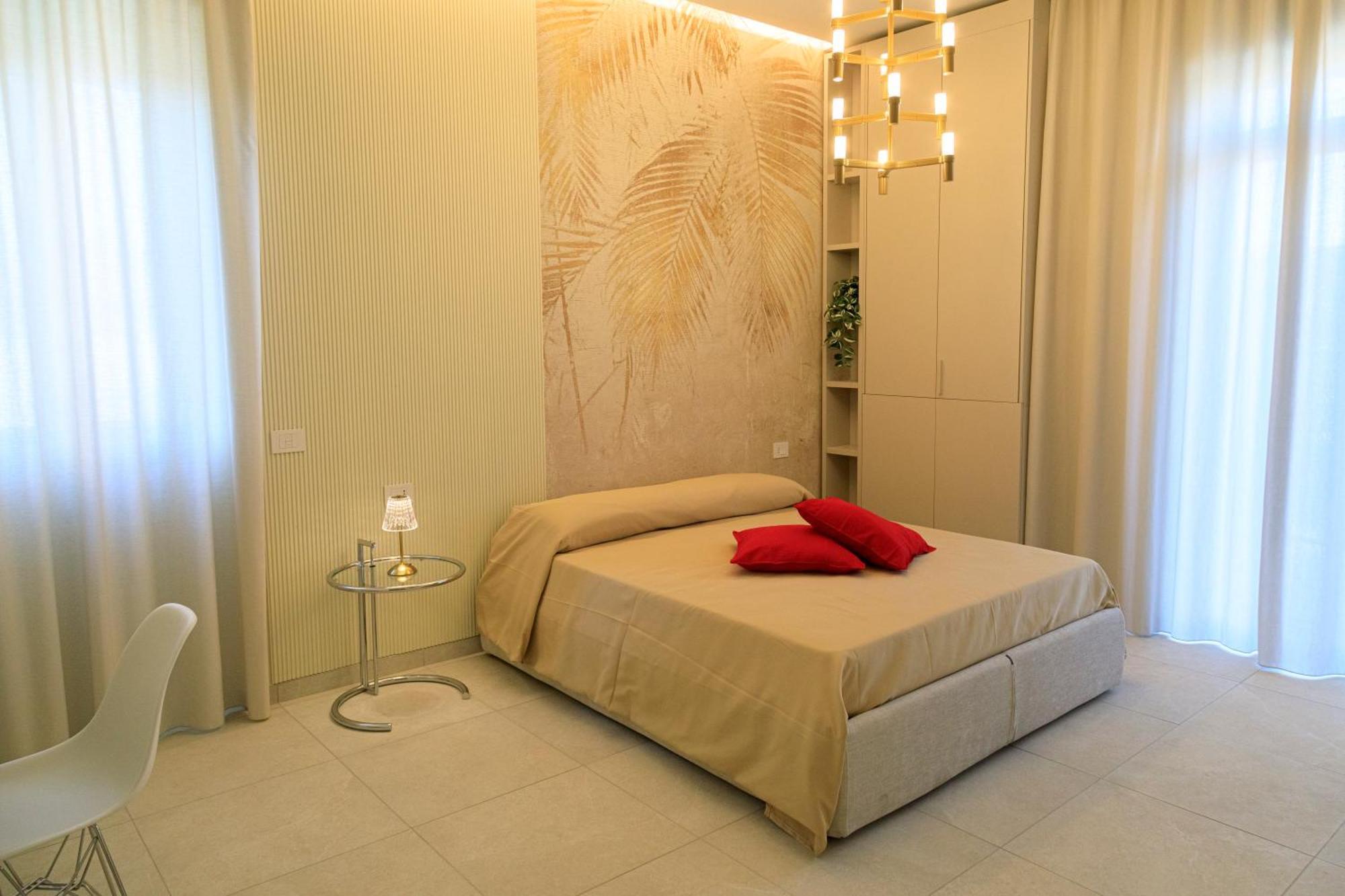 Domus Vivian Hotell Montecorvino Pugliano Exteriör bild