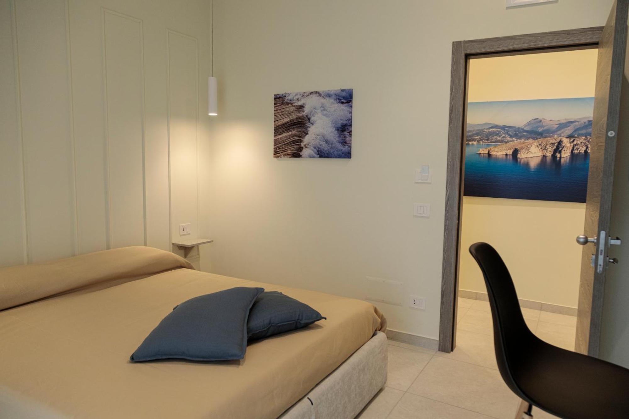 Domus Vivian Hotell Montecorvino Pugliano Exteriör bild